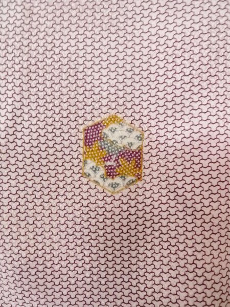 Photo5: O0218V Vintage Japanese kimono  Shiny Off White KOMON dyed for women / Silk. Chrysanthemum,   (Grade D) (5)