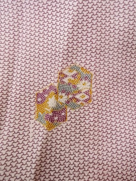 Photo7: O0218V Vintage Japanese kimono  Shiny Off White KOMON dyed for women / Silk. Chrysanthemum,   (Grade D) (7)