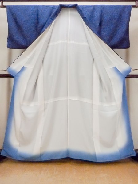 Photo2: Mint O0218X Used Japanese kimono   Indigo Blue KOMON dyed for women / Silk. Chrysanthemum,   (Grade A) (2)