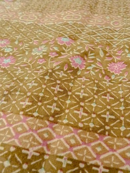Photo8: O0219A Vintage Japanese kimono   Beige KOMON dyed for women / Silk. KIKYO Japanese balloonflower,   (Grade A) (8)