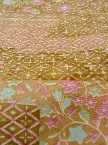 Photo9: O0219A Vintage Japanese kimono   Beige KOMON dyed for women / Silk. KIKYO Japanese balloonflower,   (Grade A) (9)