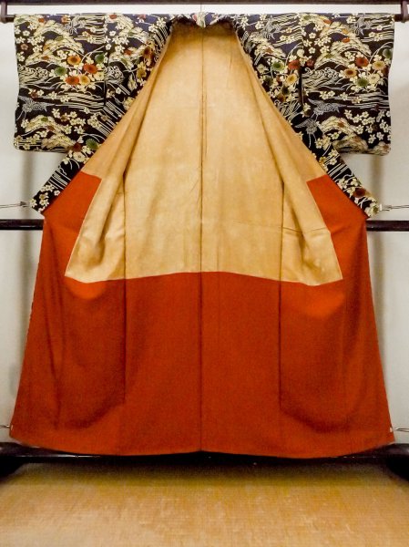 Photo2: O0219B Vintage Japanese kimono  Dark Navy Blue KOMON dyed for women / Silk. Flower,   (Grade B) (2)