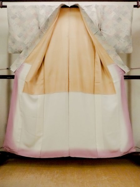 Photo2: O0219D Vintage Japanese kimono   Off White KOMON dyed for women / Silk. Chrysanthemum,   (Grade B) (2)