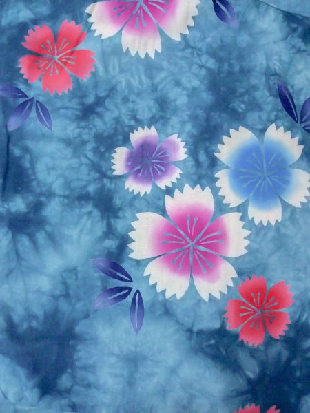 Photo3: O0228A Vintage Japanese kimono  Pale Light Blue YUKATA summer(made in Other than Japan) for women / Cotton. Flower,   (Grade C) (3)