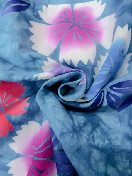 Photo11: O0228A Vintage Japanese kimono  Pale Light Blue YUKATA summer(made in Other than Japan) for women / Cotton. Flower,   (Grade C) (11)