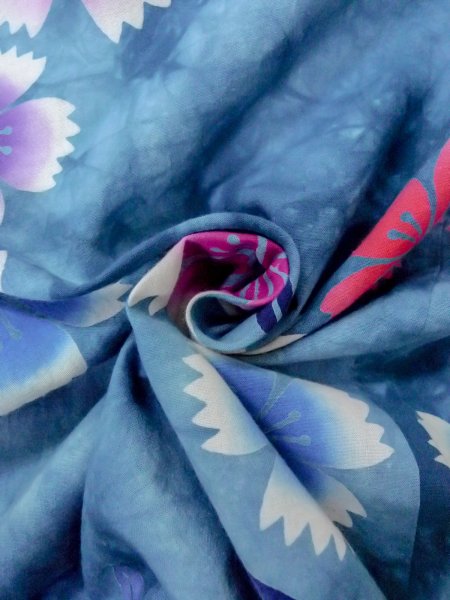 Photo12: O0228A Vintage Japanese kimono  Pale Light Blue YUKATA summer(made in Other than Japan) for women / Cotton. Flower,   (Grade C) (12)