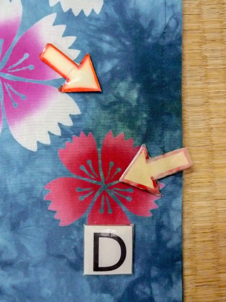 Photo17: O0228A Vintage Japanese kimono  Pale Light Blue YUKATA summer(made in Other than Japan) for women / Cotton. Flower,   (Grade C) (17)