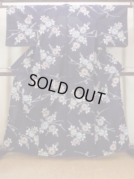 Photo2: O0228D Vintage Japanese kimono   Indigo Blue Pour Dyed Yukata for women / Cotton. Flower,   (Grade C) (2)