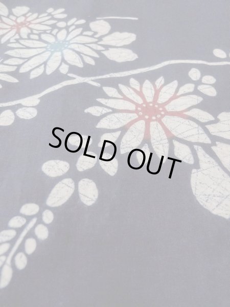 Photo9: O0228D Vintage Japanese kimono   Indigo Blue Pour Dyed Yukata for women / Cotton. Flower,   (Grade C) (9)