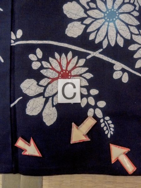 Photo16: O0228D Vintage Japanese kimono   Indigo Blue Pour Dyed Yukata for women / Cotton. Flower,   (Grade C) (16)