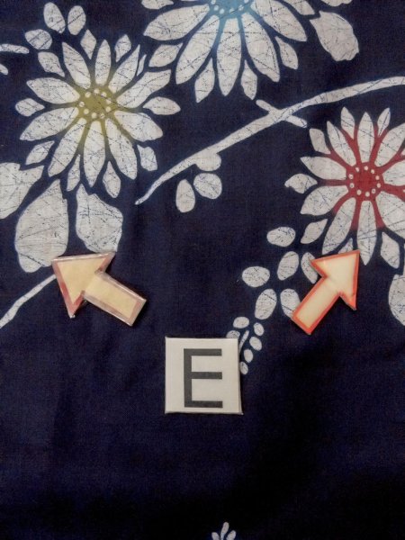 Photo18: O0228D Vintage Japanese kimono   Indigo Blue Pour Dyed Yukata for women / Cotton. Flower,   (Grade C) (18)