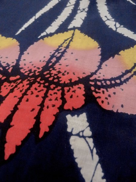 Photo9: O0228E Vintage Japanese kimono   Indigo Blue Pour Dyed Yukata for women / Cotton. Iris,   (Grade C) (9)