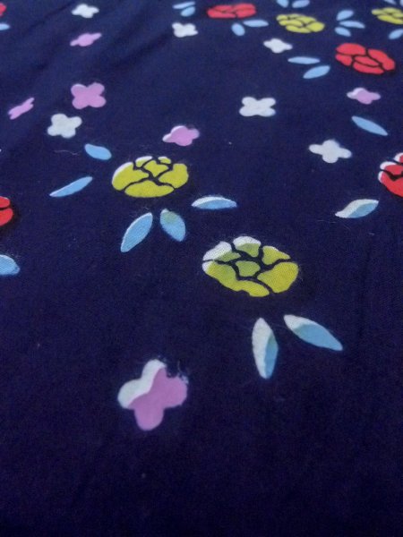 Photo10: O0228G Vintage Japanese kimono   Indigo Blue YUKATA summer(made in Japan) for women / Cotton. Flower,   (Grade B) (10)