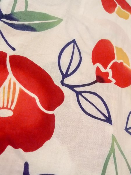 Photo8: O0228I Vintage Japanese kimono   White Pour Dyed Yukata for women / Cotton. Camellia,   (Grade D) (8)