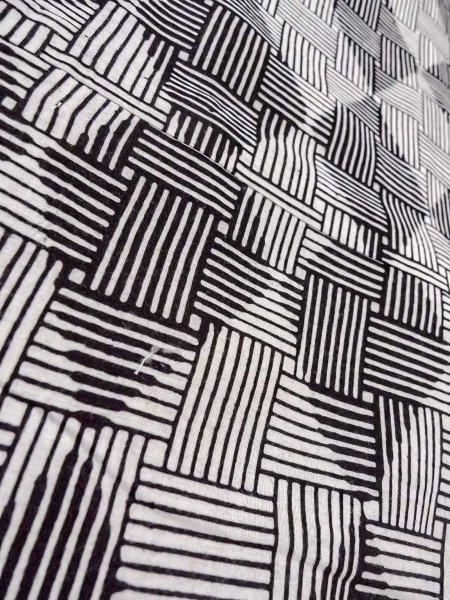 Photo9: O0228J Vintage Japanese kimono   White YUKATA summer(made in Japan) for women / Cotton/hemp Line,   (Grade D) (9)