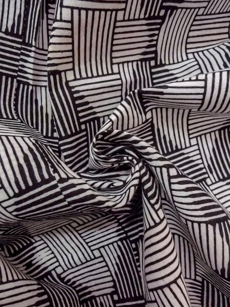 Photo11: O0228J Vintage Japanese kimono   White YUKATA summer(made in Japan) for women / Cotton/hemp Line,   (Grade D) (11)