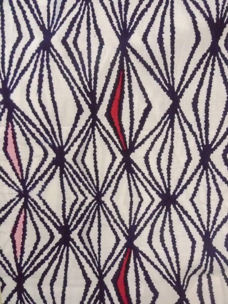 Photo4: O0228K Vintage Japanese kimono   White YUKATA summer(made in Japan) for women / Cotton. Geometrical pattern   (Grade B) (4)