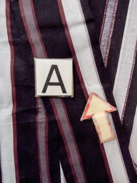 Photo14: O0228L Vintage Japanese kimono   Black Men's Yukata for women / Cotton. Stripes   (Grade B) (14)