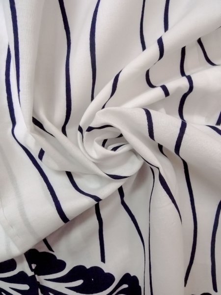 Photo14: O0228M Vintage Japanese kimono   White YUKATA summer(made in Japan) for women / Cotton. Flower,   (Grade B) (14)