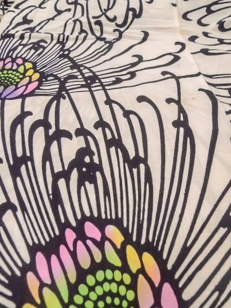 Photo10: O0228N Vintage Japanese kimono   White Pour Dyed Yukata for women / Cotton. Chrysanthemum   (Grade C) (10)