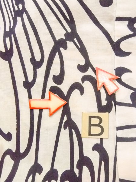 Photo16: O0228N Vintage Japanese kimono   White Pour Dyed Yukata for women / Cotton. Chrysanthemum   (Grade C) (16)