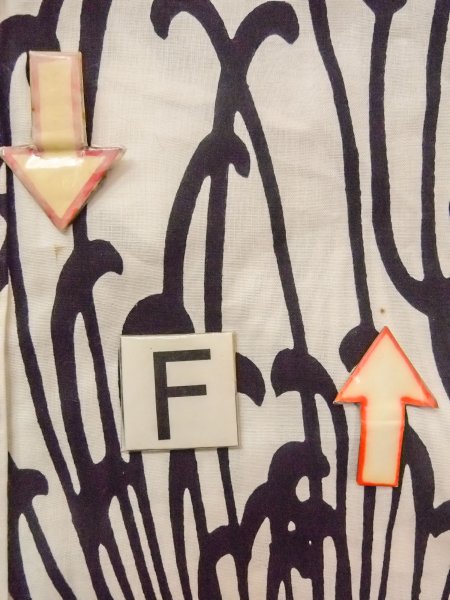 Photo20: O0228N Vintage Japanese kimono   White Pour Dyed Yukata for women / Cotton. Chrysanthemum   (Grade C) (20)