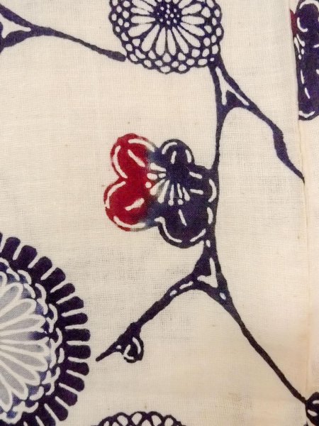 Photo7: O0228O Vintage Japanese kimono   White Pour Dyed Yukata for women / Linen. Chrysanthemum,   (Grade C) (7)