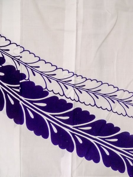 Photo3: O0228P Vintage Japanese kimono   White YUKATA summer(made in Japan) for women / Cotton. Flower   (Grade D) (3)