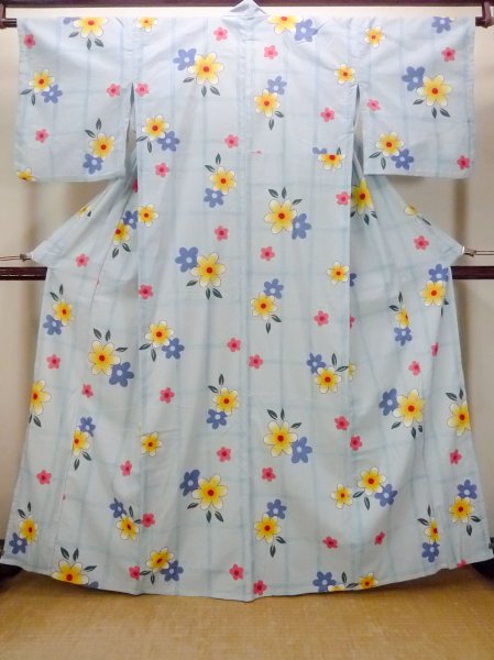 Photo1: O0228Q Vintage Japanese kimono  Light Light Blue YUKATA summer(made in Other than Japan) for women / Cotton. Flower,   (Grade B) (1)