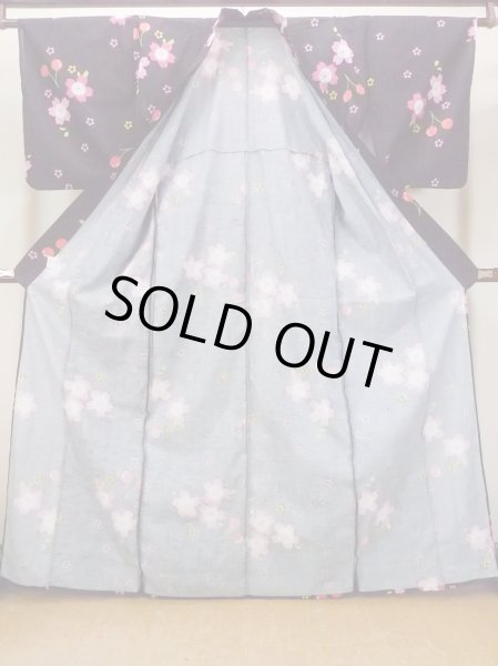 Photo2: O0228R Vintage Japanese kimono   Black YUKATA summer(made in Other than Japan) for women / Cotton. SAKURA cherry blossom   (Grade B) (2)