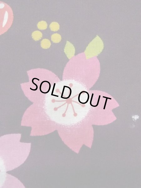 Photo5: O0228R Vintage Japanese kimono   Black YUKATA summer(made in Other than Japan) for women / Cotton. SAKURA cherry blossom   (Grade B) (5)