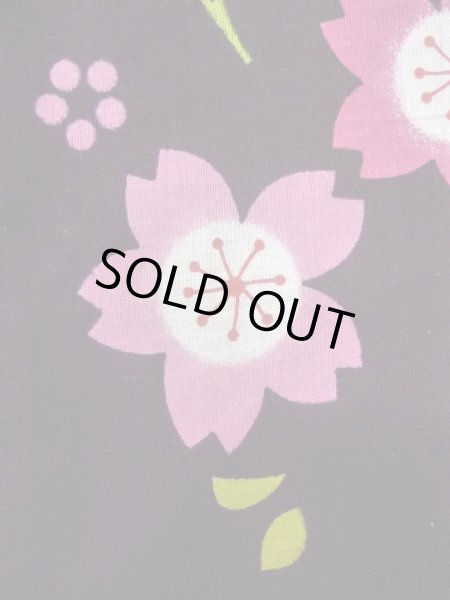 Photo6: O0228R Vintage Japanese kimono   Black YUKATA summer(made in Other than Japan) for women / Cotton. SAKURA cherry blossom   (Grade B) (6)