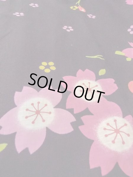 Photo10: O0228R Vintage Japanese kimono   Black YUKATA summer(made in Other than Japan) for women / Cotton. SAKURA cherry blossom   (Grade B) (10)