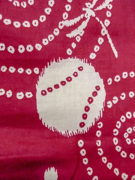 Photo7: O0228S Vintage Japanese kimono  Vivid Red YUKATA summer(made in Other than Japan) for women / Cotton. Circle   (Grade D) (7)