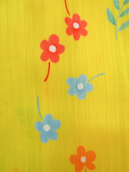 Photo5: O0228T Vintage Japanese kimono  Vivid Yellow YUKATA summer(made in Other than Japan) for women / Cotton. Flower,   (Grade B) (5)