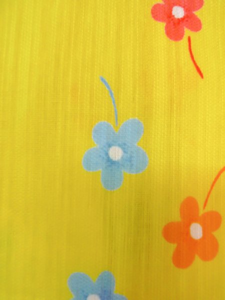 Photo7: O0228T Vintage Japanese kimono  Vivid Yellow YUKATA summer(made in Other than Japan) for women / Cotton. Flower,   (Grade B) (7)