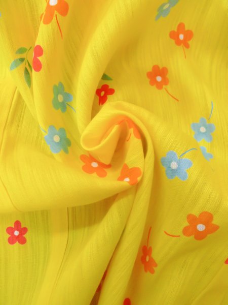 Photo12: O0228T Vintage Japanese kimono  Vivid Yellow YUKATA summer(made in Other than Japan) for women / Cotton. Flower,   (Grade B) (12)