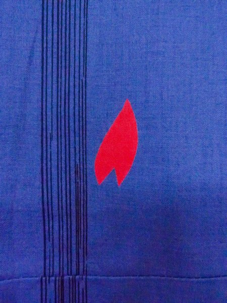 Photo6: O0228V Vintage Japanese kimono  Dark Indigo Blue YUKATA summer(made in Other than Japan) for women / Cotton. SAKURA cherry blossom,   (Grade B) (6)