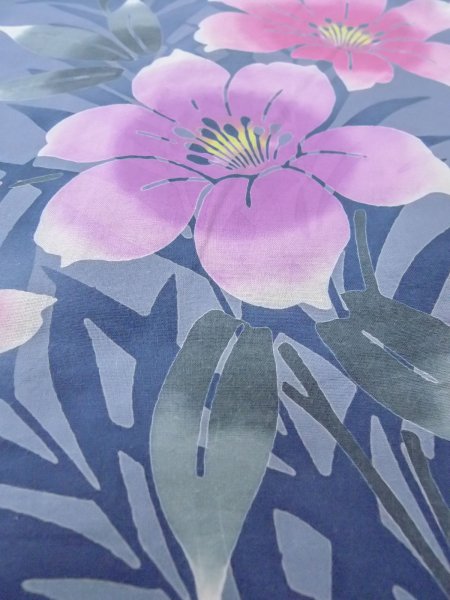 Photo9: O0228W Vintage Japanese kimono  Bluish Gray YUKATA summer(made in Other than Japan) for women / Cotton. Iris Fabric is made in Japan. Lilly pattern.  (Grade C) (9)