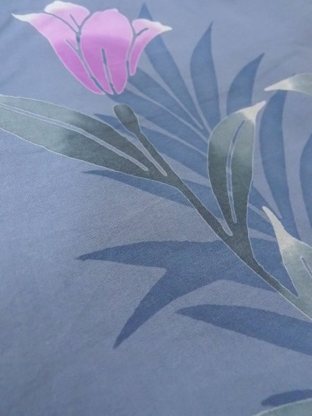 Photo10: O0228W Vintage Japanese kimono  Bluish Gray YUKATA summer(made in Other than Japan) for women / Cotton. Iris Fabric is made in Japan. Lilly pattern.  (Grade C) (10)