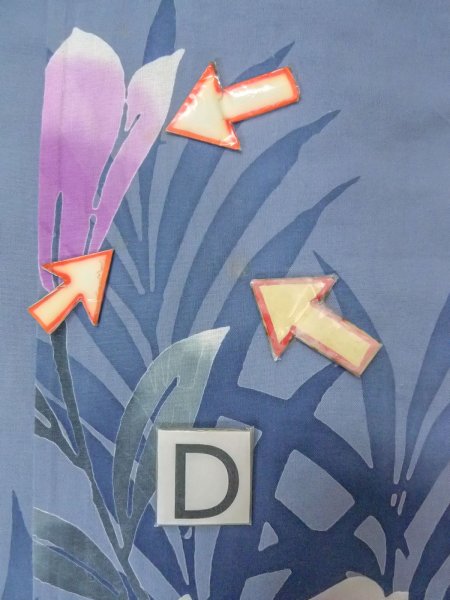 Photo16: O0228W Vintage Japanese kimono  Bluish Gray YUKATA summer(made in Other than Japan) for women / Cotton. Iris Fabric is made in Japan. Lilly pattern.  (Grade C) (16)