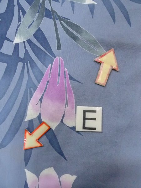 Photo17: O0228W Vintage Japanese kimono  Bluish Gray YUKATA summer(made in Other than Japan) for women / Cotton. Iris Fabric is made in Japan. Lilly pattern.  (Grade C) (17)