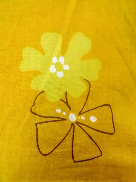 Photo7: O0228X Vintage Japanese kimono   Golden Yellow YUKATA summer(made in Other than Japan) for women / Cotton. Flower   (Grade B) (7)