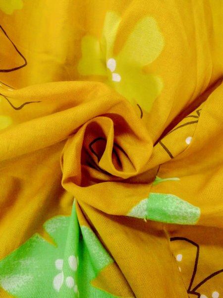 Photo12: O0228X Vintage Japanese kimono   Golden Yellow YUKATA summer(made in Other than Japan) for women / Cotton. Flower   (Grade B) (12)
