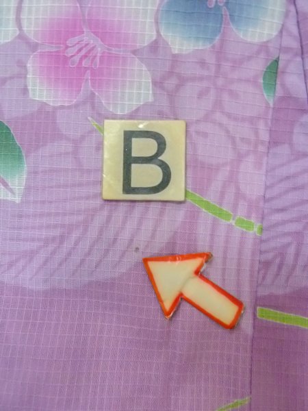 Photo16: O0228Y Vintage Japanese kimono  Pale Wisteria YUKATA summer(made in Japan) for women / Cotton. Flower, Hydrangea pattern  (Grade B) (16)