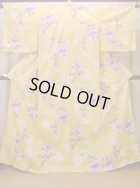 Photo1: Mint O0228Z Vintage Japanese kimono  Pale Yellow YUKATA summer(made in Other than Japan) for women / Cotton. Flower, Lilly pattern.  (Grade A) (1)