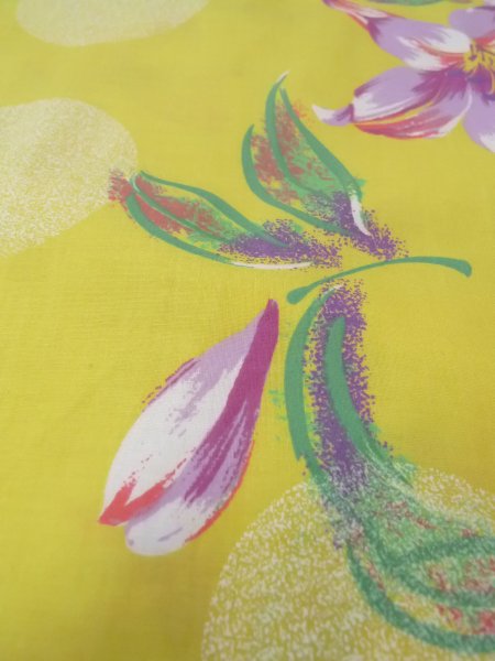 Photo9: Mint O0228Z Vintage Japanese kimono  Pale Yellow YUKATA summer(made in Other than Japan) for women / Cotton. Flower, Lilly pattern.  (Grade A) (9)