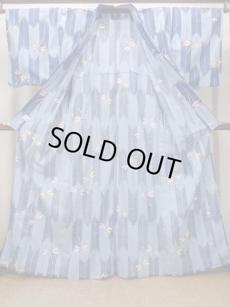 Photo2: O0301A Used Japanese kimono  Grayish Light Blue YUKATA summer(made in Other than Japan) for women / Cotton.  Dragonfly pattern  (Grade C) (2)