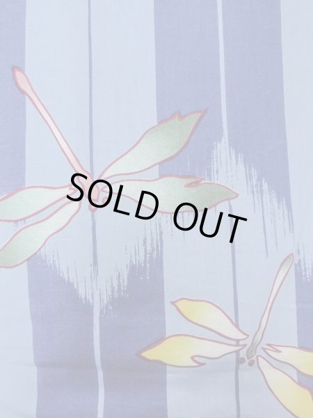 Photo5: O0301A Used Japanese kimono  Grayish Light Blue YUKATA summer(made in Other than Japan) for women / Cotton.  Dragonfly pattern  (Grade C) (5)