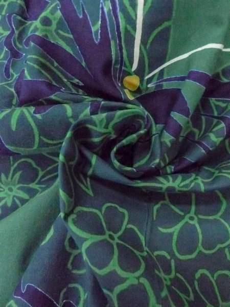 Photo11: Mint O0301B Vintage Japanese kimono   Green YUKATA summer(made in Japan) for women / Cotton. Flower,   (Grade A) (11)